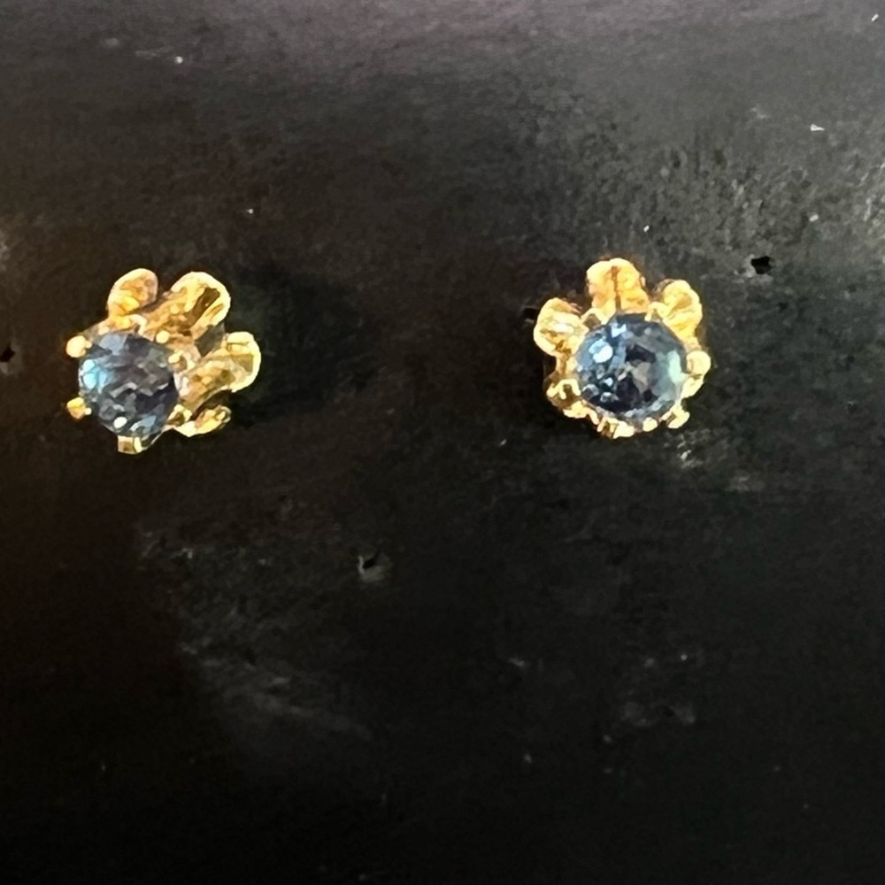 14K YELLOW GOLD SAPPHIRE BUTTERCUP DAINTY SETTING STUDS 🦋 - Picture 14 of 17